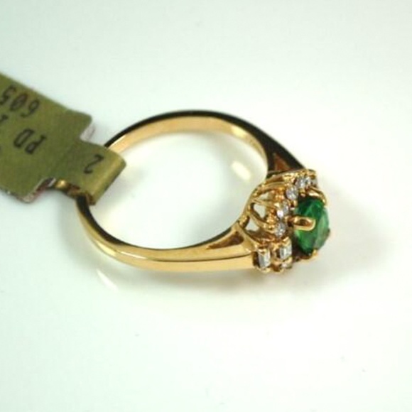 Oval Green Tsavorite & Diamond 14K Gold Ring NEW - Picture 3 of 4